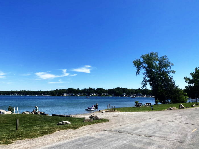 Pleasant View Hotel and Dance Pavillion - In And Around Clark Lake